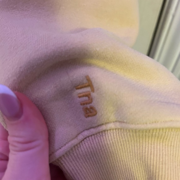 TNA perfect hoodie size M - Picture 3 of 4